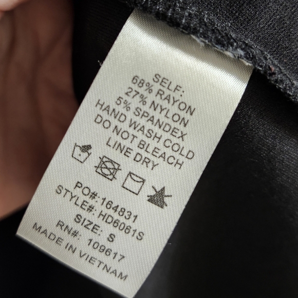 Bnwt, Elegant Black Off Centered Zip-Front Dress. - Picture 6 of 10